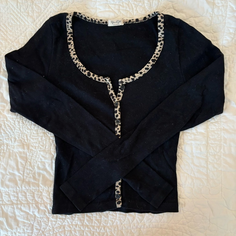 Brandy Melville Long Sleeve Button Up Leopard Top